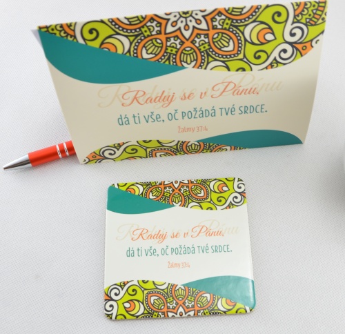 Dárek do obálky - Důležitá slova (sada přání a podtácku) - motiv "Raduj se v Pánu, dá Ti vše..."