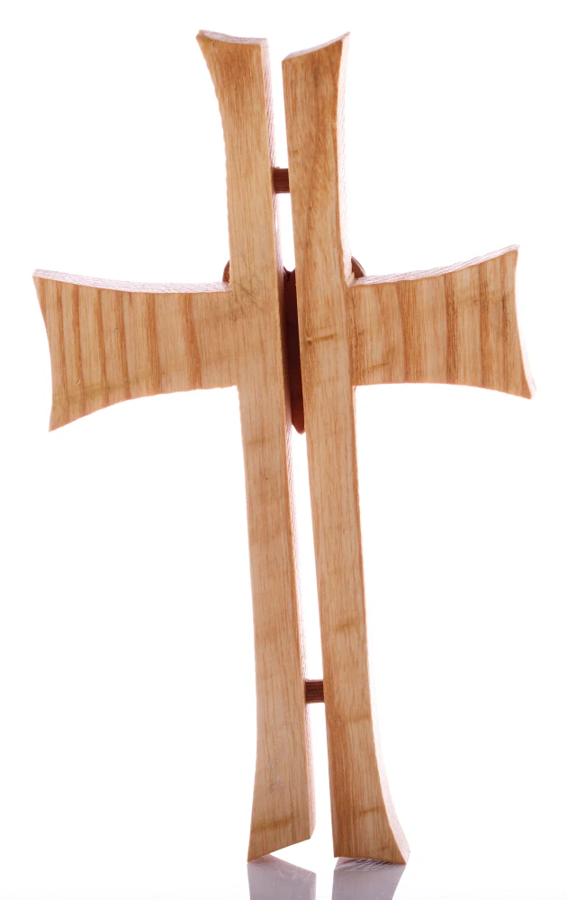 Kříž s keramickým červeným srdcem 25 cm