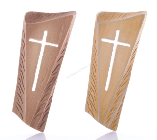 Umělecká dřevořezba "rámovaný kříž" 15 cm