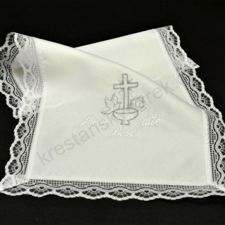 Křestní rouška vyšívaná, vzor křtitelnice, holubice, džbán - bílo stříbrná výšivka