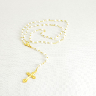 Růženec z Jabloneckých skleněných perliček: perleťové perličky se zlatavým ketlováním