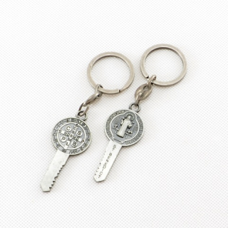 "Klíč" s ochrannou medailí sv. Benedikta - přívěšek