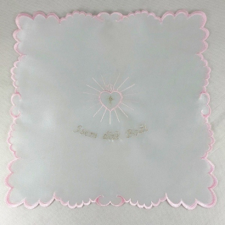 Křestní rouška čtvercová - obšívaná, s růžovo stříbrnou výšivkou, vzor Srdce