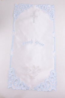 Křestní rouška větší - stříbrno modrá výšivka, motiv "Dvě holubičky"