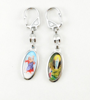 Přívěšek se dvěma ochránci: patronem řidičů sv. Kryštofem a P. Marií Lourdskou