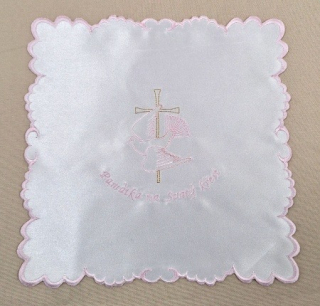 Křestní rouška čtvercová obšívaná, růžovo - zlatá výšivka vzor Holubička