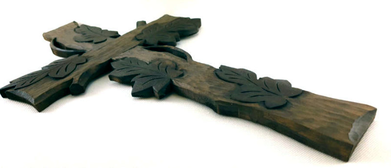 Kříž selský "obrašený" - 48 cm, ručně vyřezávaný