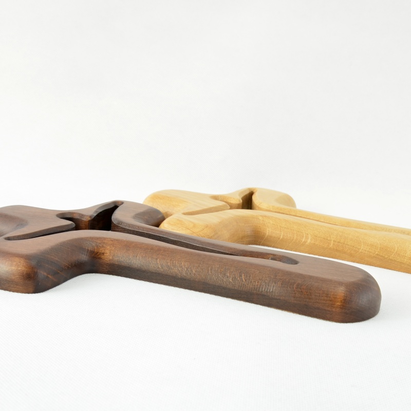 Kříž moderní plastický oblý - 25 cm - Tmavě hnědá