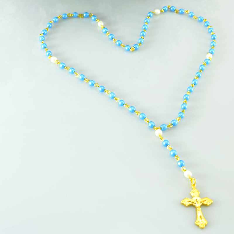 Křestní dárková kazetka - Boží syn (třídílná: body, růženeček, dětské mýdlo)