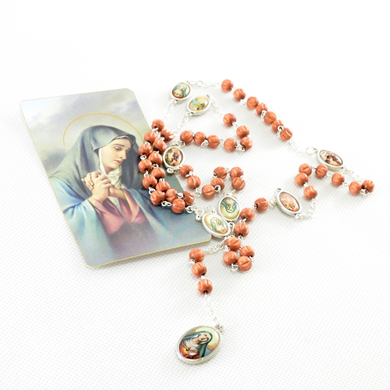 Růženec sedmibolestný - s obrázkovými medailonky - Tmavě hnědé perličky se stříbřitým ketlováním