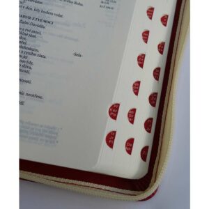 Bible na zip – větší – vínově červené desky