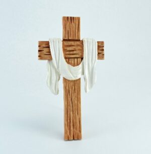 Kříž s rouchem – dřevořezba
