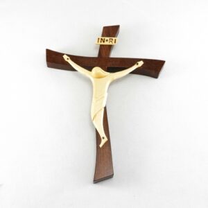 Kříž zvlněný, se siluetou Krista