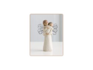 Andělská náruč – anděl z kolekce Willow tree