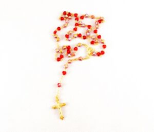 Růženec z Jabloneckého skla – červená srdíčka